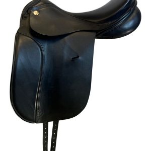 PRICE REDUCED! 17.5Inch Used Karl Niedersuss KPHS Symphnoe Dressage Saddle