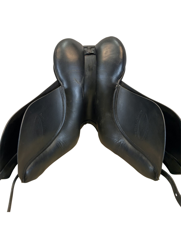 17-inch-used-custom-saddlery-dressage-saddle-31124-72